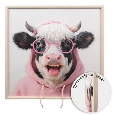 Produktbild von UNUS Wandbild 3D Wall Art Hairfusion Kuh mit Hoodie und Brille in pink 60x60