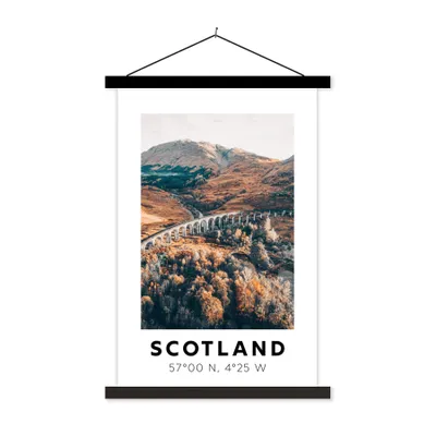 Produktbild von MuchoWow® Textilposter Schottland - Brücke - Hügel 40x60 cm mit schwarzem Rahmen - Wanddekorationen