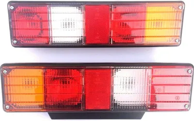 Produktbild von 2x Rückleuchte 12V 24V Universal mit Blinkleuchte links und rechts, Kennzeichenlicht SET