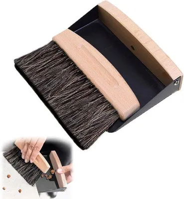 Produktbild von Mini-Veegset aus Holz - 2-teilig - für Tisch und Küche - tragbar - 2-in-1 - mit Mini-Veegborstel und -Veegmaschine.