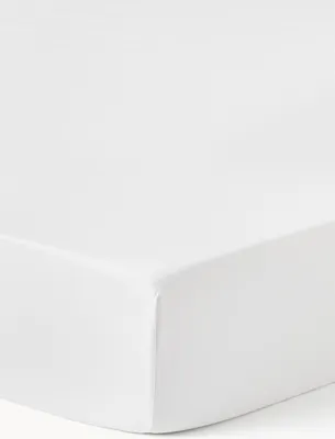 Obrázok produktu pre Biele bavlnené prestieradlo Westwing Comfort s elastickou šnúrkou 180 x 200