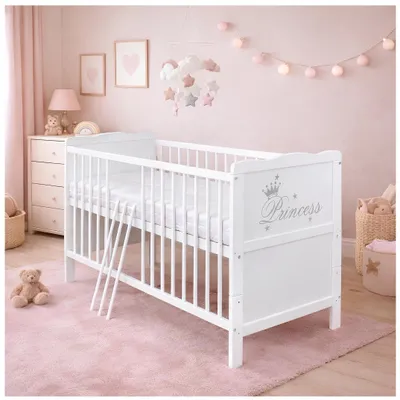 Produktbild von Baby-Delux Babybett Kinderbett 2in1 Princess Motiv 120x60 Weiß mit Matratze, Beißschienen zum Schutz