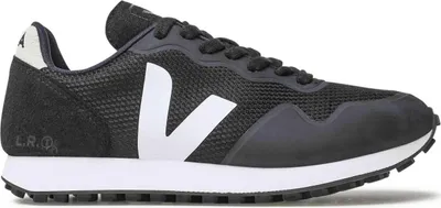 Produktbild von Veja Sneakers RT0102698A in MESH BLACK WHITE color size 37