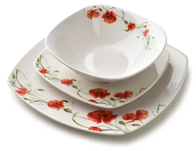 Image de Service de table en porcelaine Lea, modèle "Coquelicot", comprenant :
- 1 saladier de 500 ml, diamètre 16,5 cm
- 1 assiette, diamètre 18/24 cm
Couleur : blanc avec motifs de coquelicots rouges
18 pièces