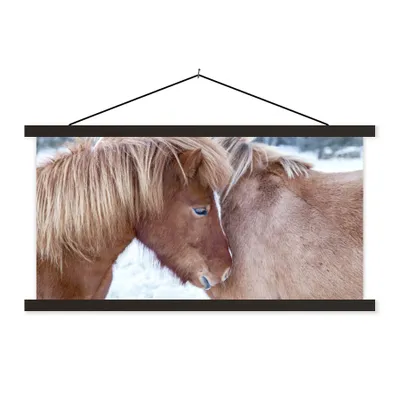 Produktbild von MuchoWow® Textilposter Pferde - Fohlen - Schnee 60x30 cm mit schwarzem Rahmen - Textilien