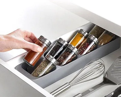 Obrázek produktu pro Stojan na bylinky s 8 přihrádkami do kuchyňské zásuvky - organizér na bylinkové láhve