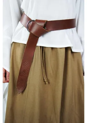 Produktbild von Ringgürtel aus Leder mit keltischem Muster Braun 190 cm
