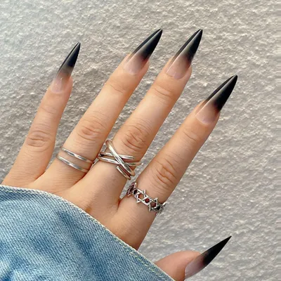 Produktbild von Künstliche Nägel Stiletto Lang Schwarz Gradient French 24 Stück Mandel Form
