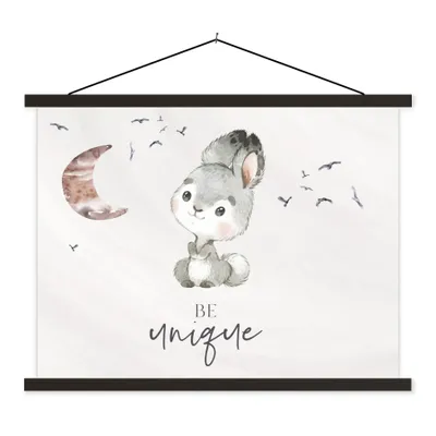 Produktbild von MuchoWow® Textilposter Zitate - Kinder - Einzigartig sein - Jungen - Mädchen - Aquarellieren 40x30 cm mit schwarzem Rahmen - Dekorationen