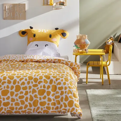 Produktbild von Kinderbettwäsche Set mit Ohren und Hörnern am Kopfkissen 135x200 80x80 cm Gelbes Tier Motiv mit Giraffe aus 100% Baumwolle mit Reißverschluss
