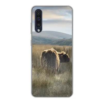 Produktbild von MuchoWow® Handyhülle Schutzhülle Hülle für Samsung Galaxy A30s Schottische Highlander - Nebel - Gras Silikon Softcase Handy Hülle - Karteninhaber