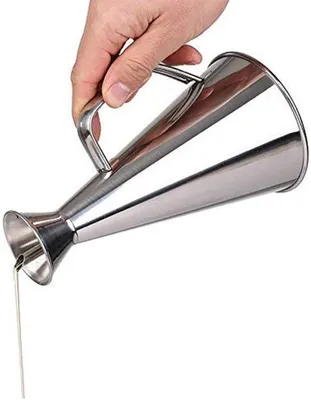 Produktbild von Famanu Ölflasche rostfrei mit tropffreiem Ausgießer - Silber