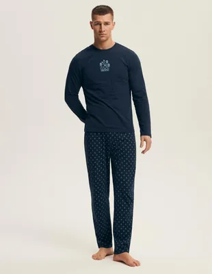 Produktbild von Henderson Herren Pyjama Lush - Langarm Schlafanzug aus 100% Baumwolle, Dunkelblau, Komfortable Homewear für Herbst/Winter 2025, Modell 43478, Ideal für Zuhause, Atmungsaktiv und Hautfreundlich XL