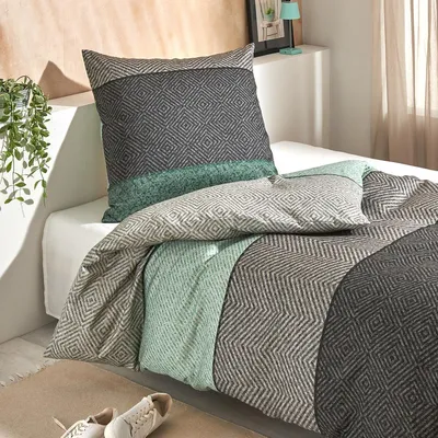 Produktbild von Traumschlaf Mako-Satin Bettwäsche Kansas 135x200 cm + 80x80 cm grün