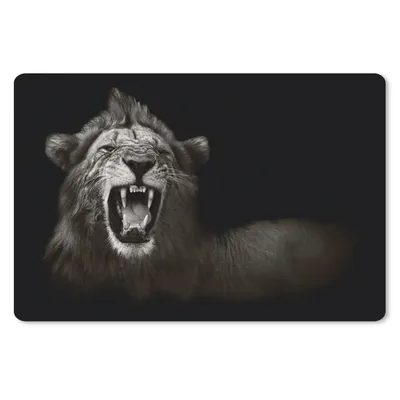 Produktbild von MuchoWow® Schreibtischunterlage Löwe - Wild - Schwarz - Weiß 60x40 cm - XXL Mauspad - Großes Mauspad