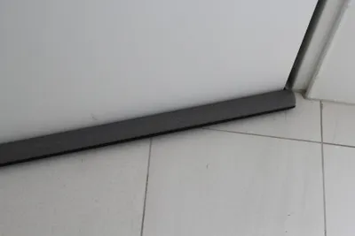 Produktbild von Zugluftstopper, Türdichtung Luftzugstopper 95 cm für Türen in Grau/Schwarz