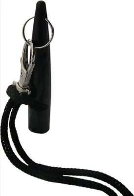 Immagine prodotto di Go Go Gadget – Fischietto per cani con cordino – Addestratore di cani – Nero – Fischietto per l'addestramento dei cani – con tracolla