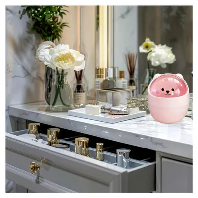 Produktbild von Mini Mülleimer, Tischmülleimer mit Deckel, Cartoon Mülleimer, Tragbarer Abfalleimer für Zuhause, Büro und Wohnzimmer, Rosa