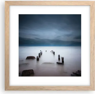 Produktbild von Gerahmtes Poster - Rahmen in heller Eiche - Wellenbrecher Nebel Nacht - 30x30 cm - Wand Bild - Wanddeko - Wandbilder - Kunstposter - Wandposter - Bilderrahmen - Bilder - Kunstdruck - P2NAC30x30-4416