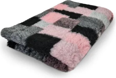 Produktbild von Vet Bed mit Antirutschbeschichtung Patchwork rosa 150 x 100 cm