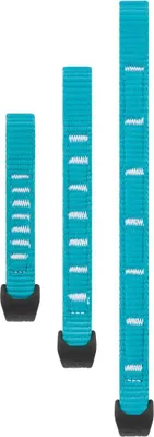 Drei blaue Petzl Axess Bandschlingen mit weißen Markierungen und schwarzem Gummischutz an einem Ende in verschiedenen Längen