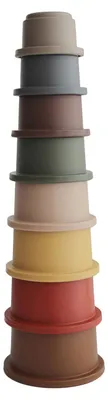 Produktbild von Mushie Retro Stapelturm 8-teilig, BPA-frei, mit Bechern und Löchern im Boden