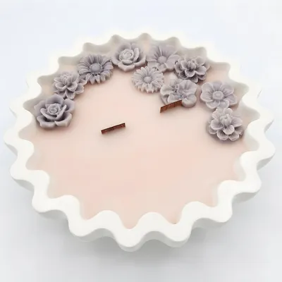 Immagine prodotto di Candela Velvet Bianca/Mirtillo - Eleganza e Profumo KP40085