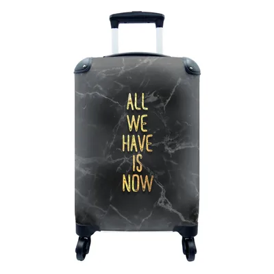 Produktbild von MuchoWow® Koffer Handgepäck Trolley Rollkoffer Kleine Reisekoffer mit 4 Rollen - Zitate - Sprichwörter - Gold - Marmor - Cabin Size < 55x40x23 cm & 55x40x20 cm - Fotokoffer - Kabinenkoffer - Boardgepäck - Reise-Box - Reisekoffer - Reisegepäck - Koffer mit Bild - Trolley für Kinder