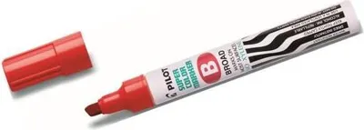 Immagine prodotto di Pennarello indelebile rosso punta larga 2-4,5 mm a cuneo