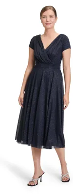 Produktbild von Vera Mont Damen Cocktailkleid im Glitzer-Look 42, Dunkelblau/Grau