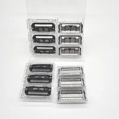 Produktbild von Gillette Labs Ersatzklingen Rasierer Zubehör 12er Set glatt angenehm sanft
