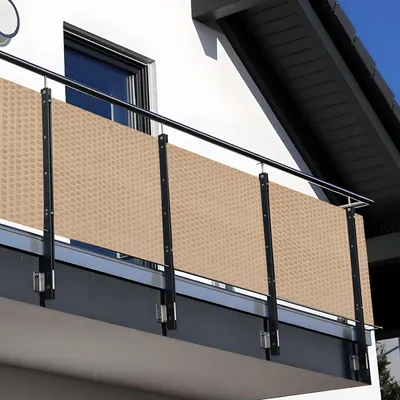 Produktbild von NYVI Polyrattan Balkon Sichtschutz Privafence 90x300 cm Beige - Balkonbespannung mit Metallösen - UV-fest, Witterungsbeständig, 100% Blickdicht - Balkonumspannung Balkonumrandung 0.9x3 m