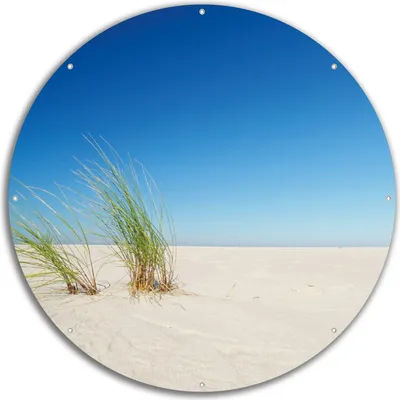 Produktbild von Wallario rundes Outdoor-Poster für Garten oder Balkon, Motiv Sandstrand unter blauem Himmel, 60 cm Durchmesser
