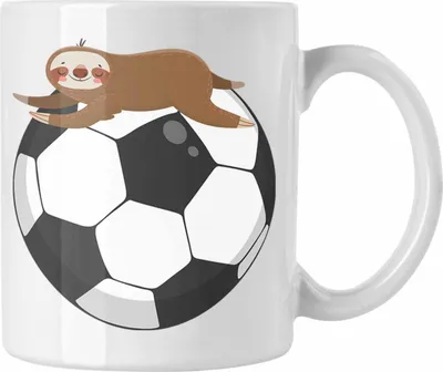 Produktbild von Trendation - Fussball Tasse Geschenk Jungs Fußballer Geschenkidee Lustige Faultier Grafik (Weiß)
