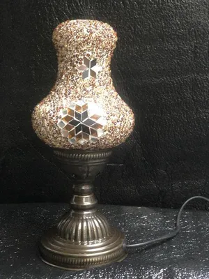 Produktbild von Bruinbeige Handgemachte Peervormige Tischlampe - Türkische Moscheelampe für eine gemütliche Atmosphäre