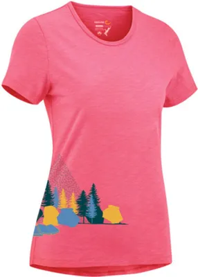 Rosa T-Shirt Highball IV von Edelrid mit buntem Baum- und Felsenmotiv.