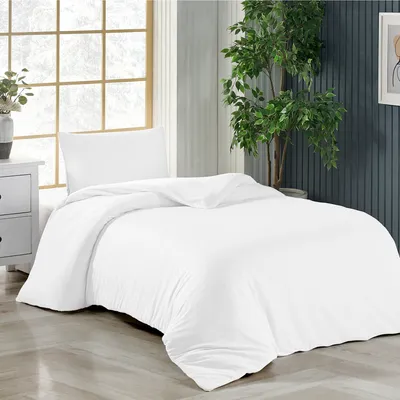 Produktbild von livessa Bettwäsche 2-teilig aus Baumwolle in Premium Single-Jersey-Qualität Weiß 135x200 + 40x80 cm mit verdecktem Reißverschluss, hautfreundlich und weich