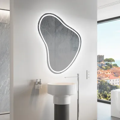 Produktbild von Unregelmäßiger asymmetrischer Spiegel mit LED Beleuchtung 74 x 84 cm - mit LED Beleuchtung - LED Farbe Kaltweiß 7000K - Individuell Nach Maß - Beleuchtet Wandspiegel Lichtspiegel Badezimmerspiegel NERP223