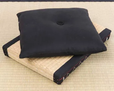 Obrázek produktu pro Jemné japonské polštáře Asianliving Black