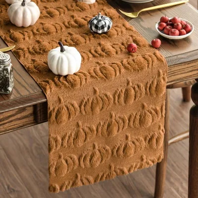 Produktbild von Omgoods – Tischläufer aus Samt für den Herbst