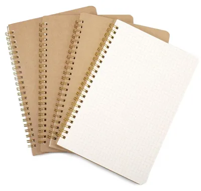 Immagine prodotto di Quaderni A5 a quadretti, confezione da 4, copertina in cartoncino, 50 fogli, rilegatura a spirale