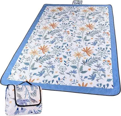 Produktbild von Wasserdichte Picknickdecke, waschbar - XXL Campingdecke, Strandmatte - sandabweisend und isolierend - weiß mit Blumenmuster - 300 x 200 cm