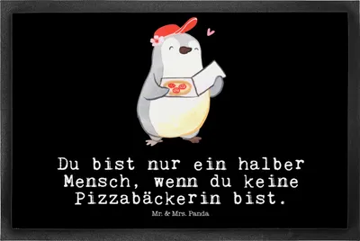 Produktbild von Mr. & Mrs. Panda Fußabstreifer Pizzabäckerin Herz 50 x 75 cm - Schwarz - Geschenk, Fussmatte, Lustig, Pizzabringdienst, Schmutzmatte, Schuhabstreifer, Spruch, fußmatte