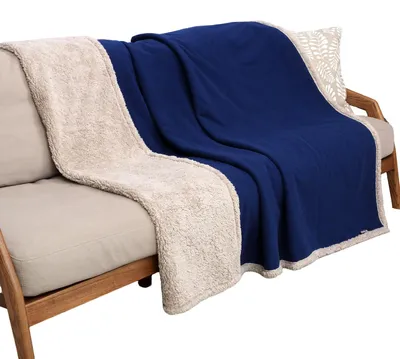Produktbild von Wasserdichte Decke für Hunde, Fleece und Sherpa, waschbar und wendbar, 203 x 152 cm
