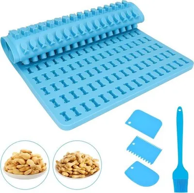Produktbild von Silikon Backmatte für Hundekekse, Knochen und Fisch, mit Bürste und Teigschaber