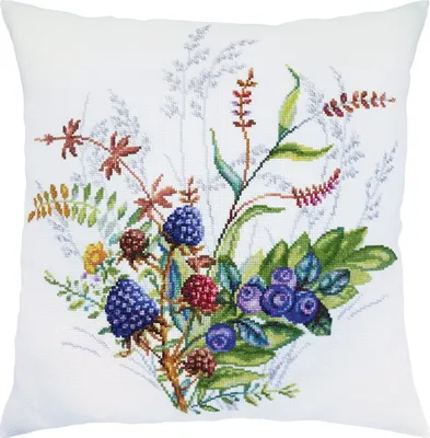 Produktbild von RTO Kreuzstichkissen Set "Waldbeeren", Zählmuster, 40x40cm