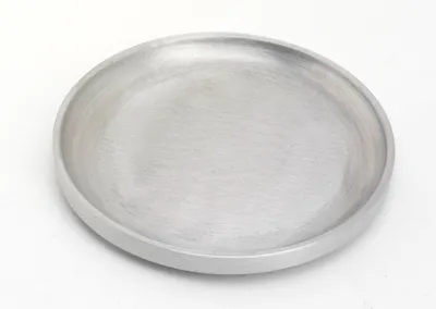 Produktbild von Kerzenteller, Dekoteller Alu Silber matt satiniert Ø 14 cm ideal für Kerzen, Taufkerzen, Hochzeitskerzen