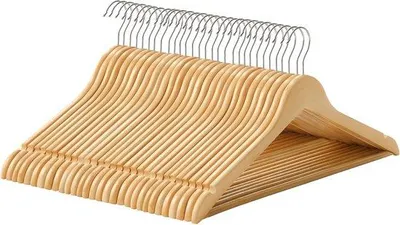 Produktbild von Famanu Kleiderbügel Set 30 Stück mit Rillen und Antirutsch-Hosenstange – Natur