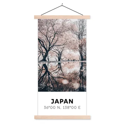 Produktbild von MuchoWow® Textilposter Japan - Sakura - Frühling - Rosa 40x80 cm mit holzfarbenen Rahmen - Wohnzimmer