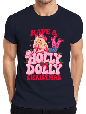 Immagine prodotto di Maglietta da uomo, stile country, con scritta "Have A Holly Dolly Christmas", decorata con immagini di una cowgirl rosa e del logo di Dolly Parton. Colore: blu navy. Taglia: S